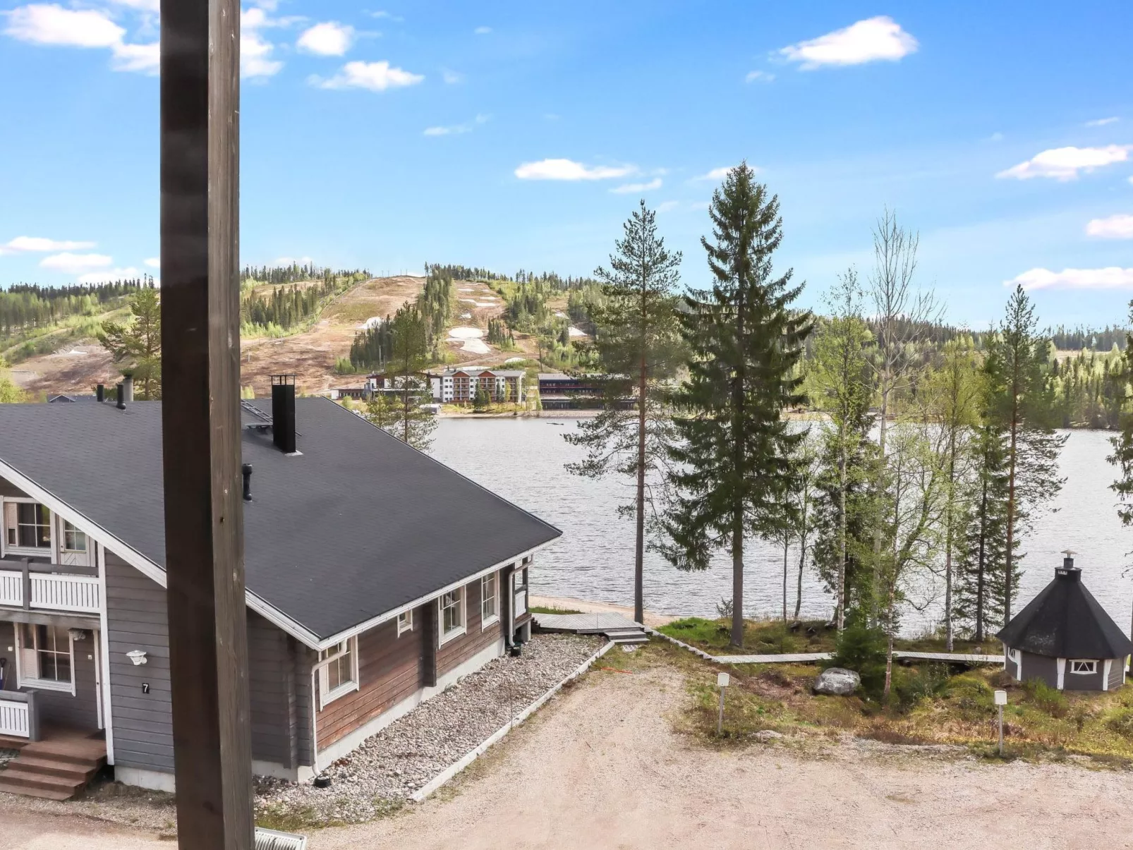 Aurinko-saaga 5 semi-detached house-Buiten