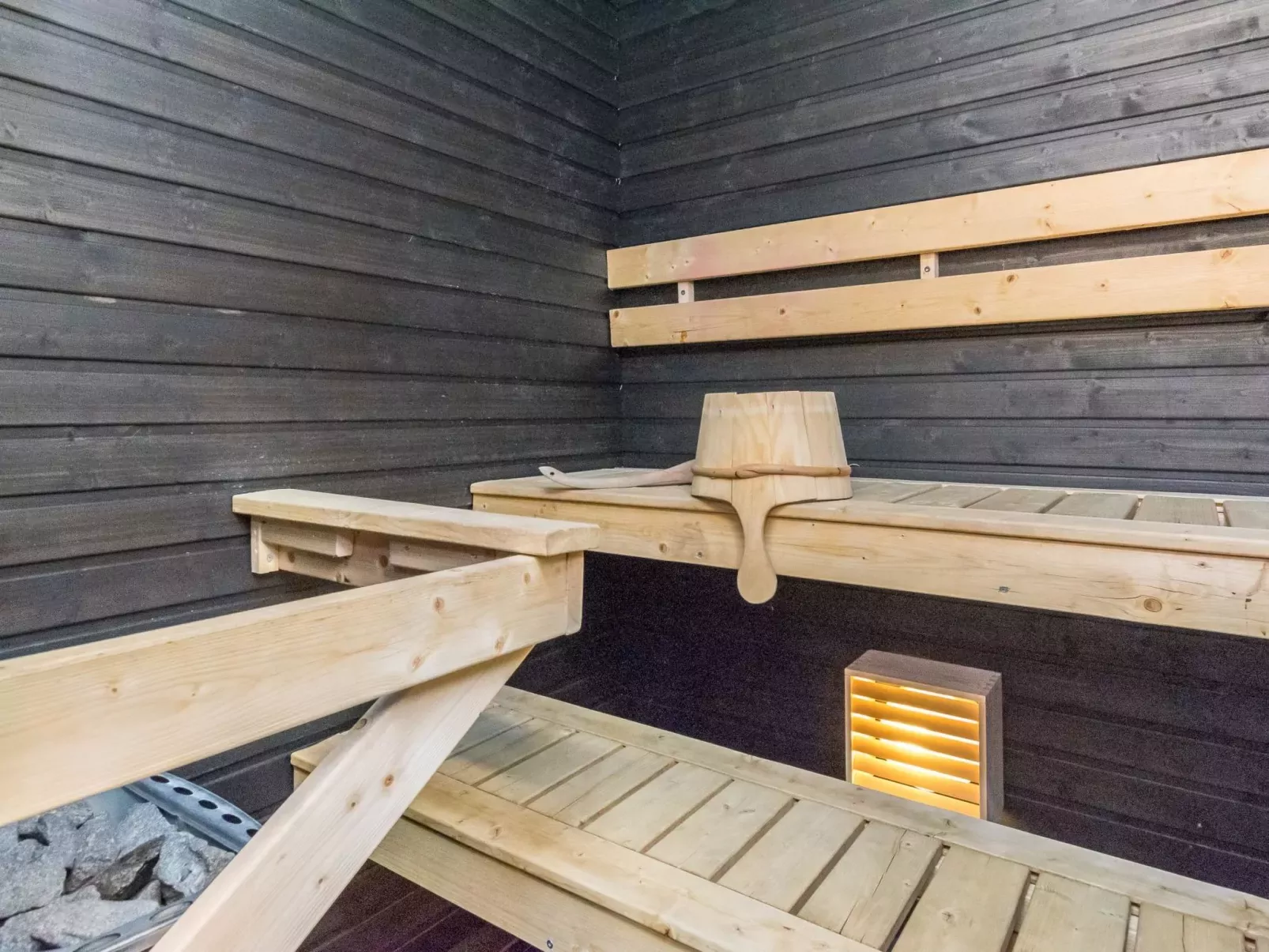 Skivillas 61 ukkohalla (b3)-Buiten
