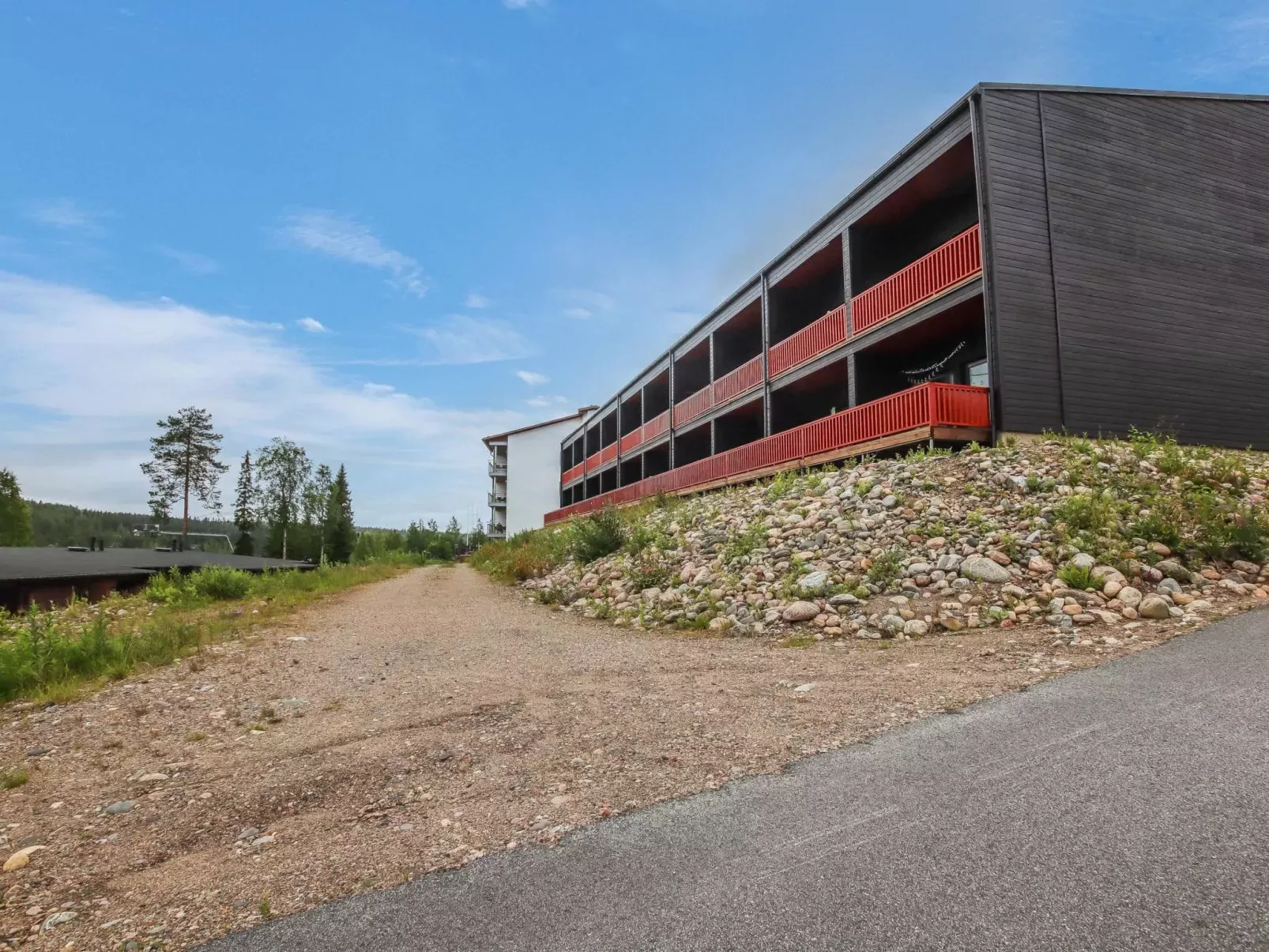 Skivillas 61 ukkohalla (b3)-Buiten