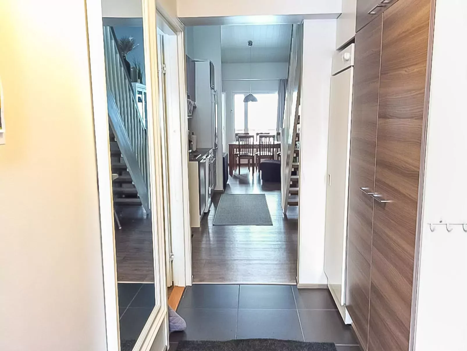 Skivillas 61 ukkohalla (b1)-Binnen