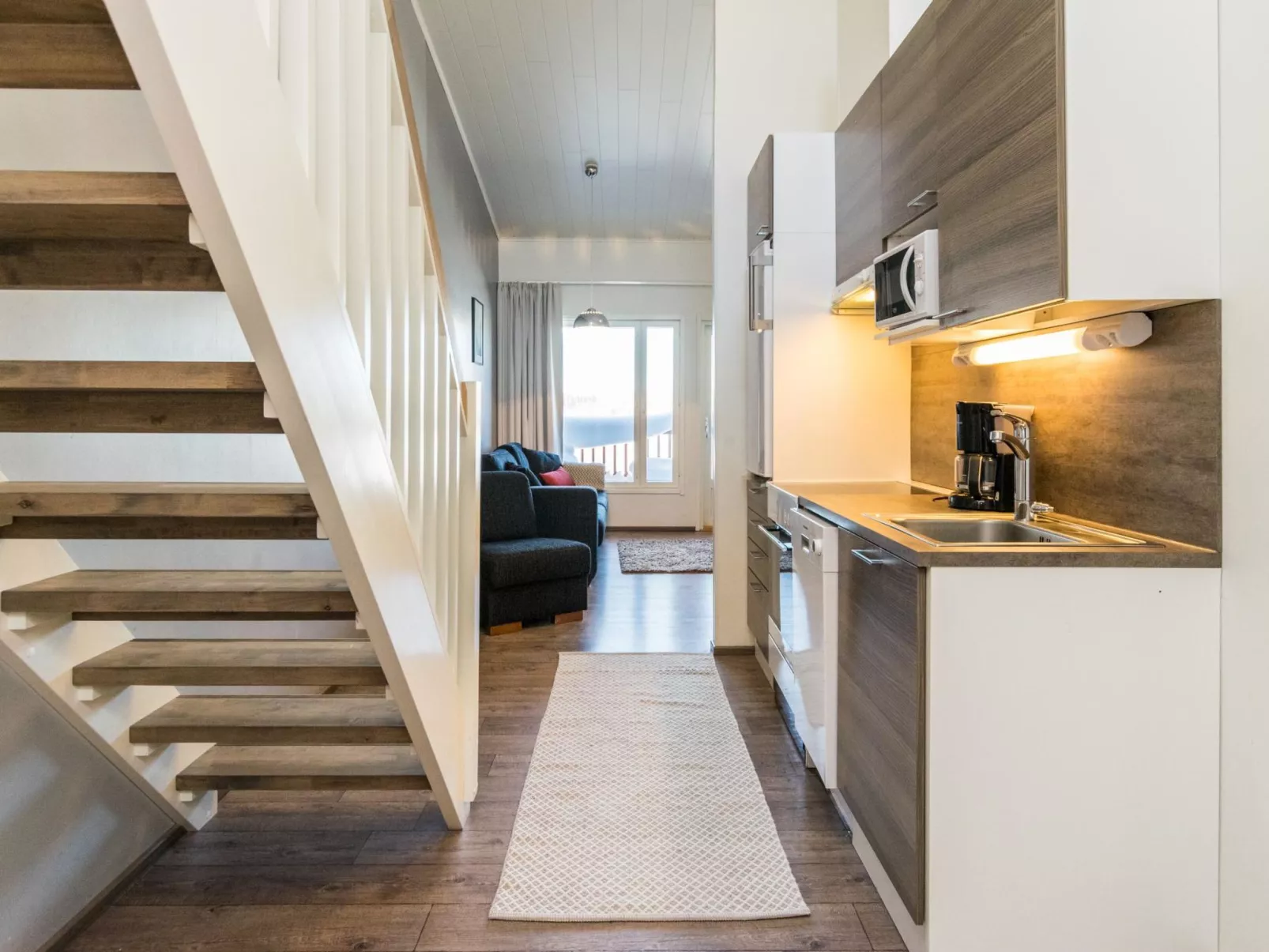 Skivillas 61 ukkohalla (b4)