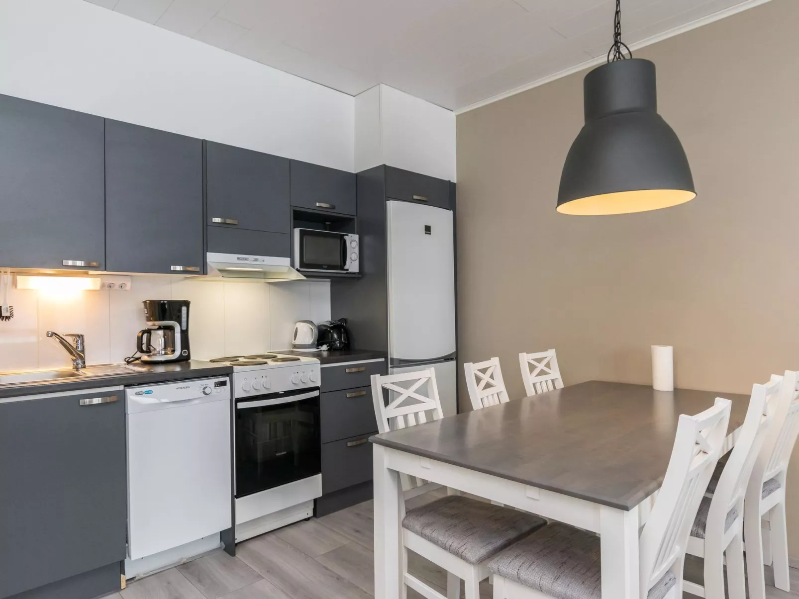 Skivillas paljakka 3. (2 bedrooms)-Binnen