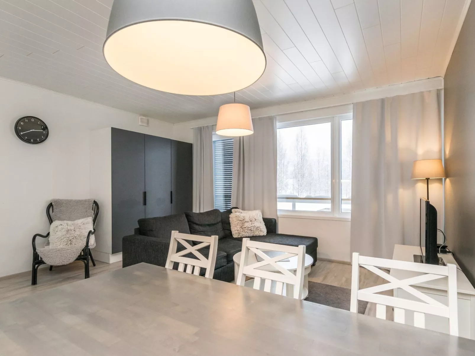 Skivillas paljakka 4. (2 bedrooms)-Binnen