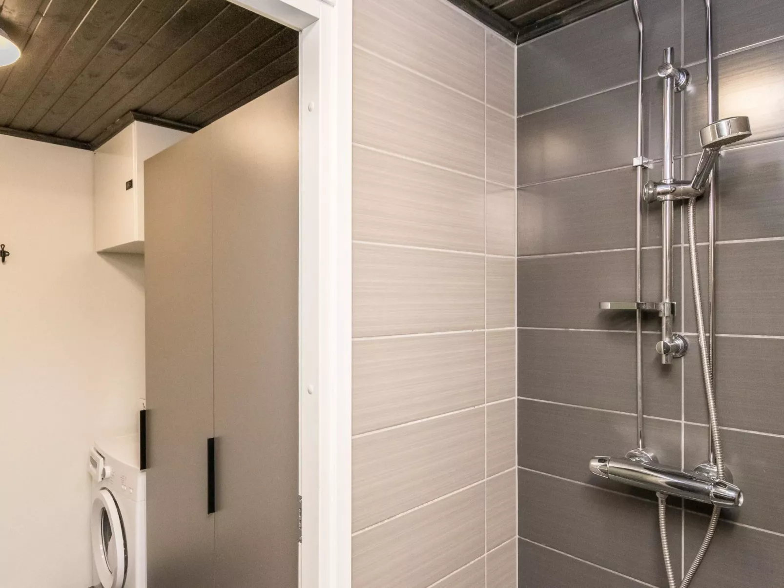 Skivillas paljakka 4. (2 bedrooms)-Binnen