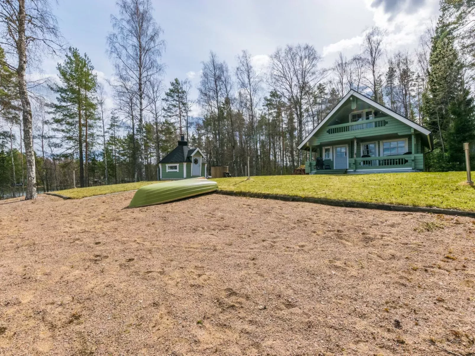 Villa koivumäki-Buiten