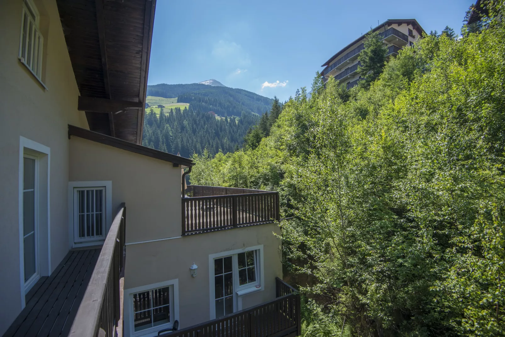A4P Alpenhof-Terrasbalkon