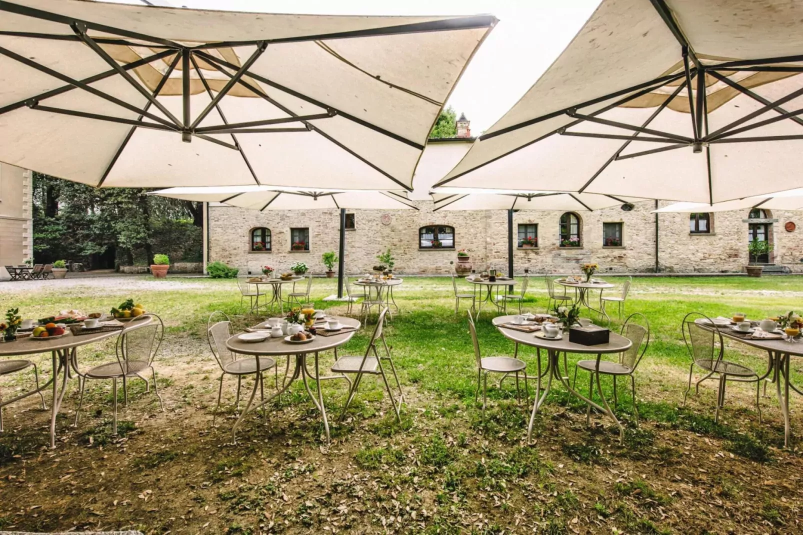 Agri-tourism Tenuta Quarrata, Santo Pietro Belvedere-trilo-Faciliteiten