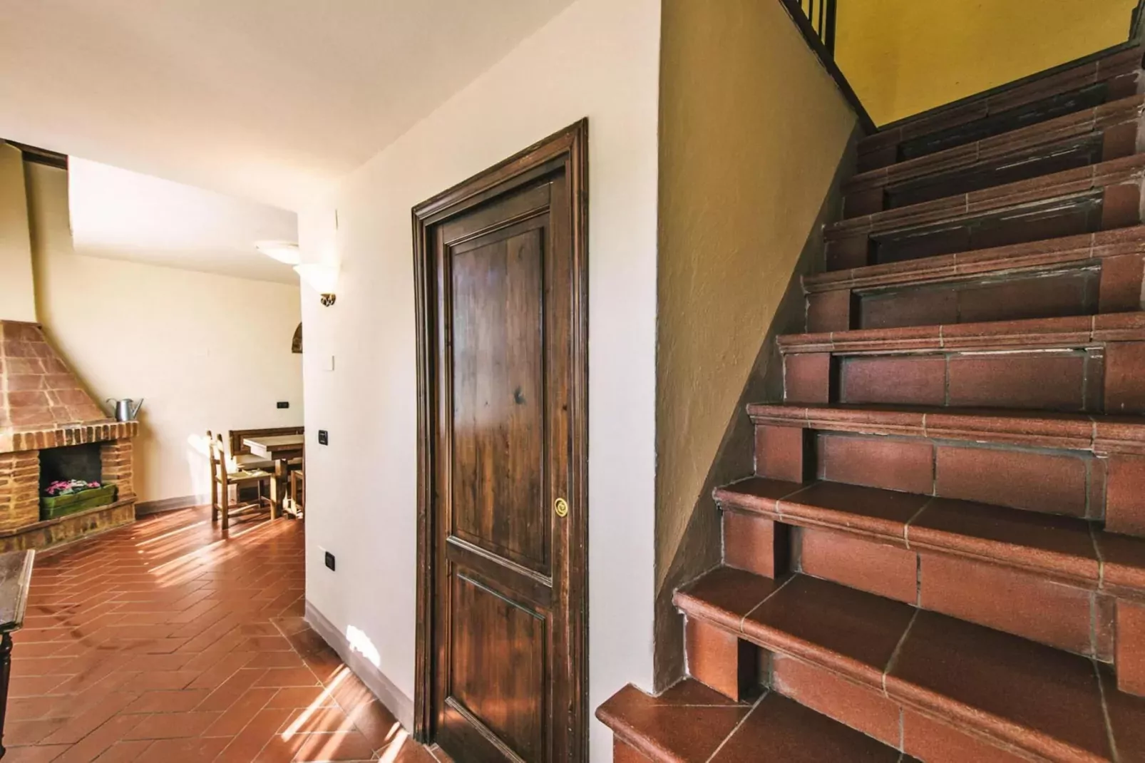 Agri-tourism Tenuta Quarrata, Santo Pietro Belvedere-quadri-Faciliteiten