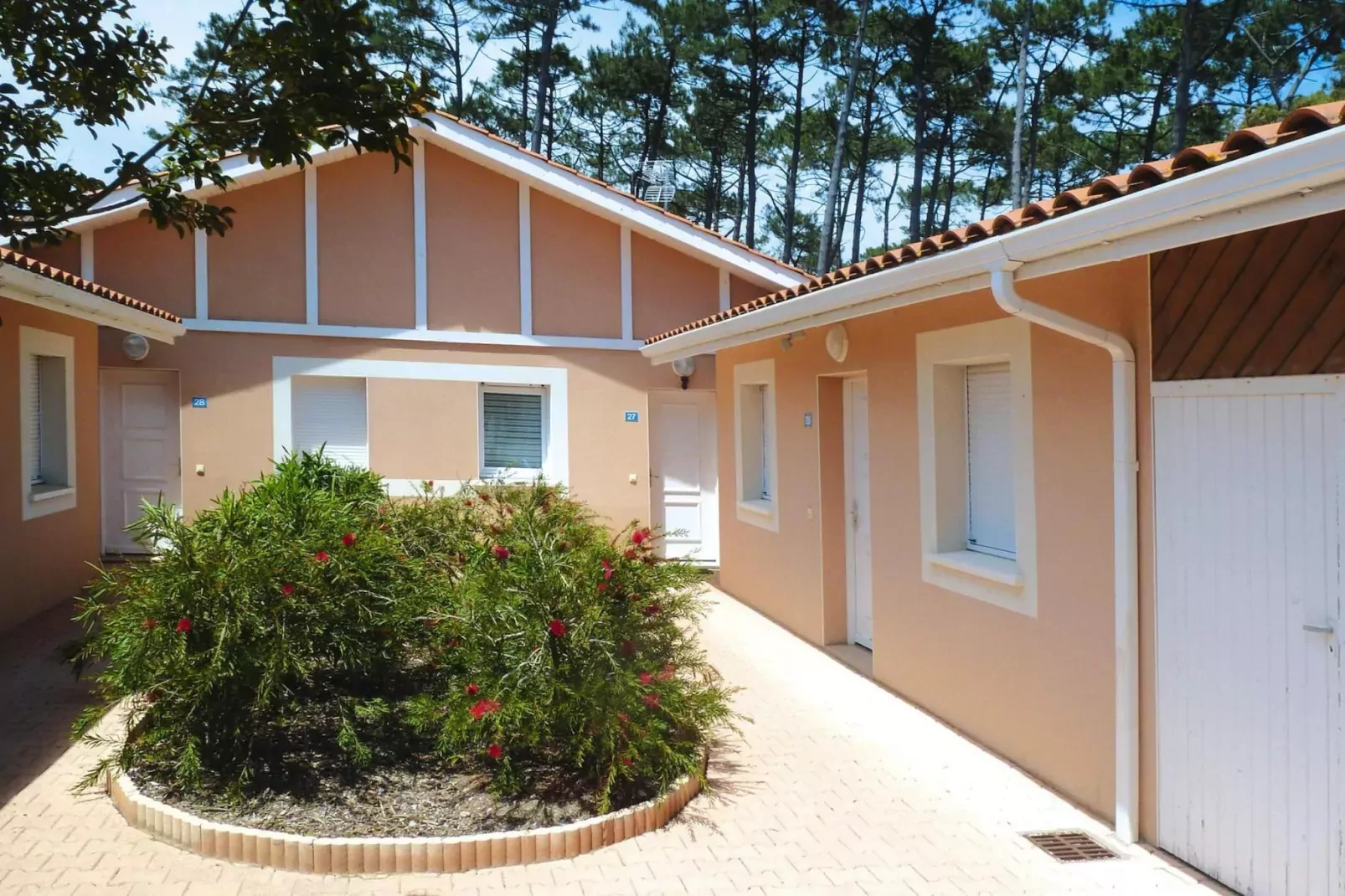 Terraced house Moliets-Buitenkant zomer