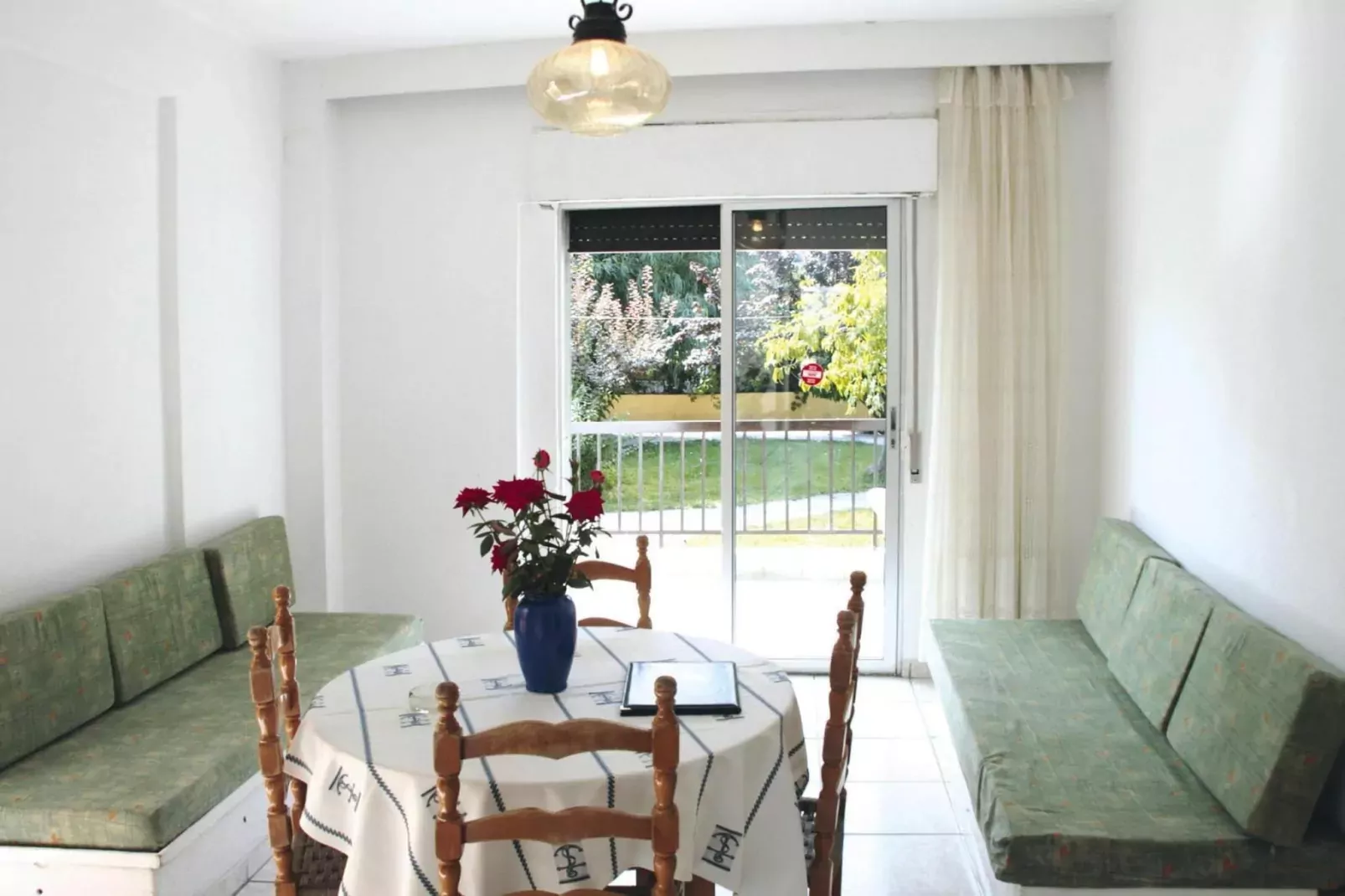 Apartments Ioli, Fourka-2 bedroom-Eetkamer