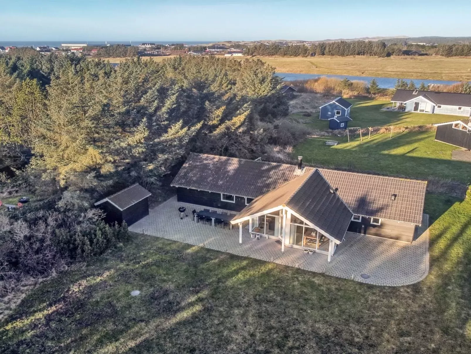 "Synnöve" - 550m from the sea-Buiten