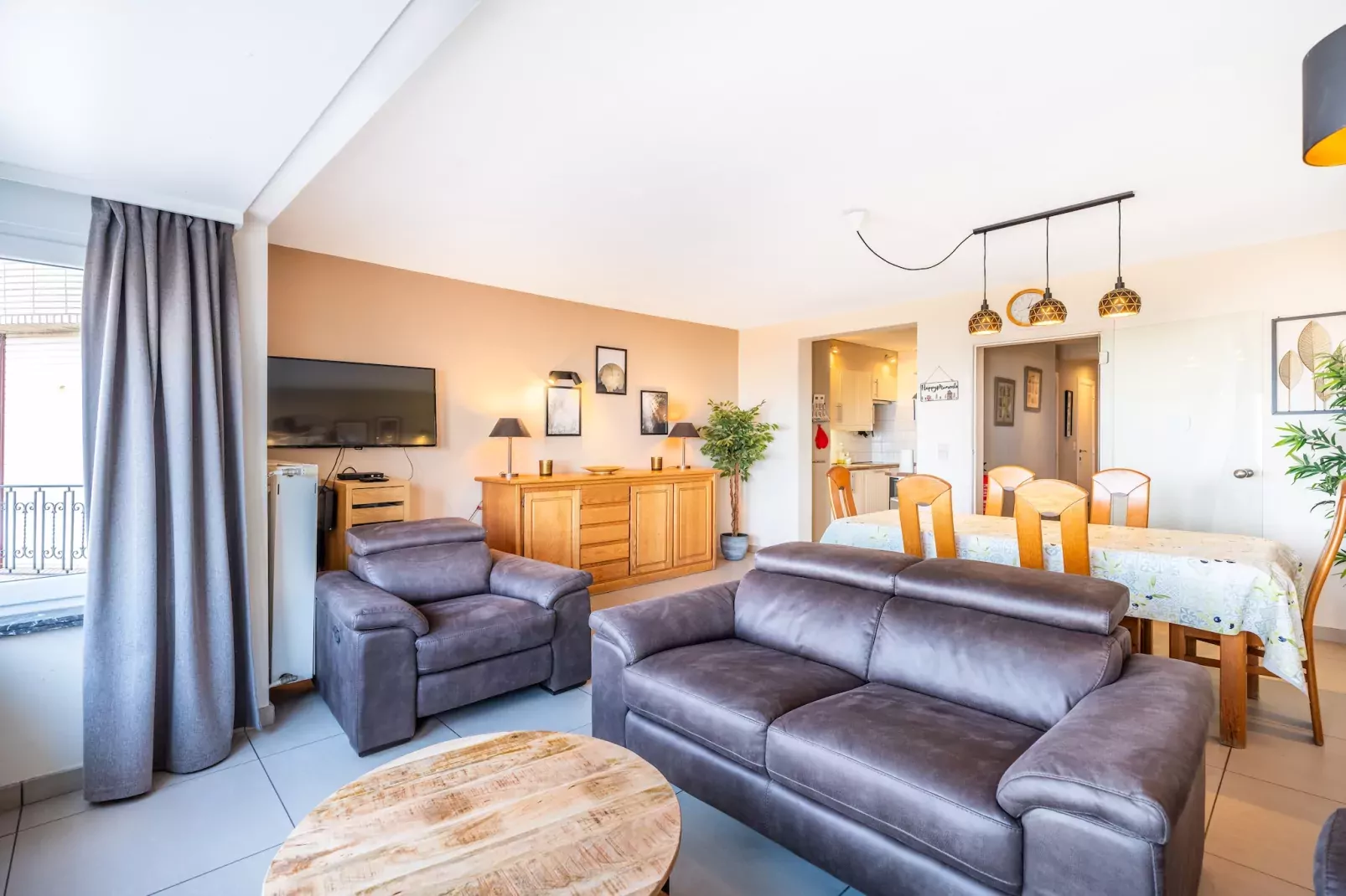 Cortina 201-Woonkamer