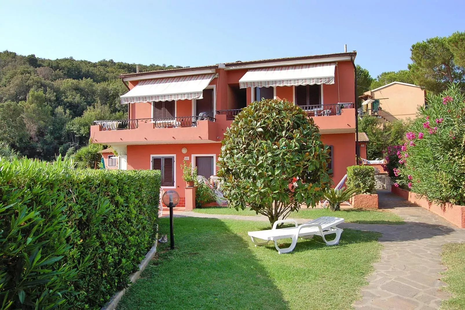 Apartments Villa Franca, Capoliveri-Bilo 3- piano terra o primo piano-Buitenkant zomer