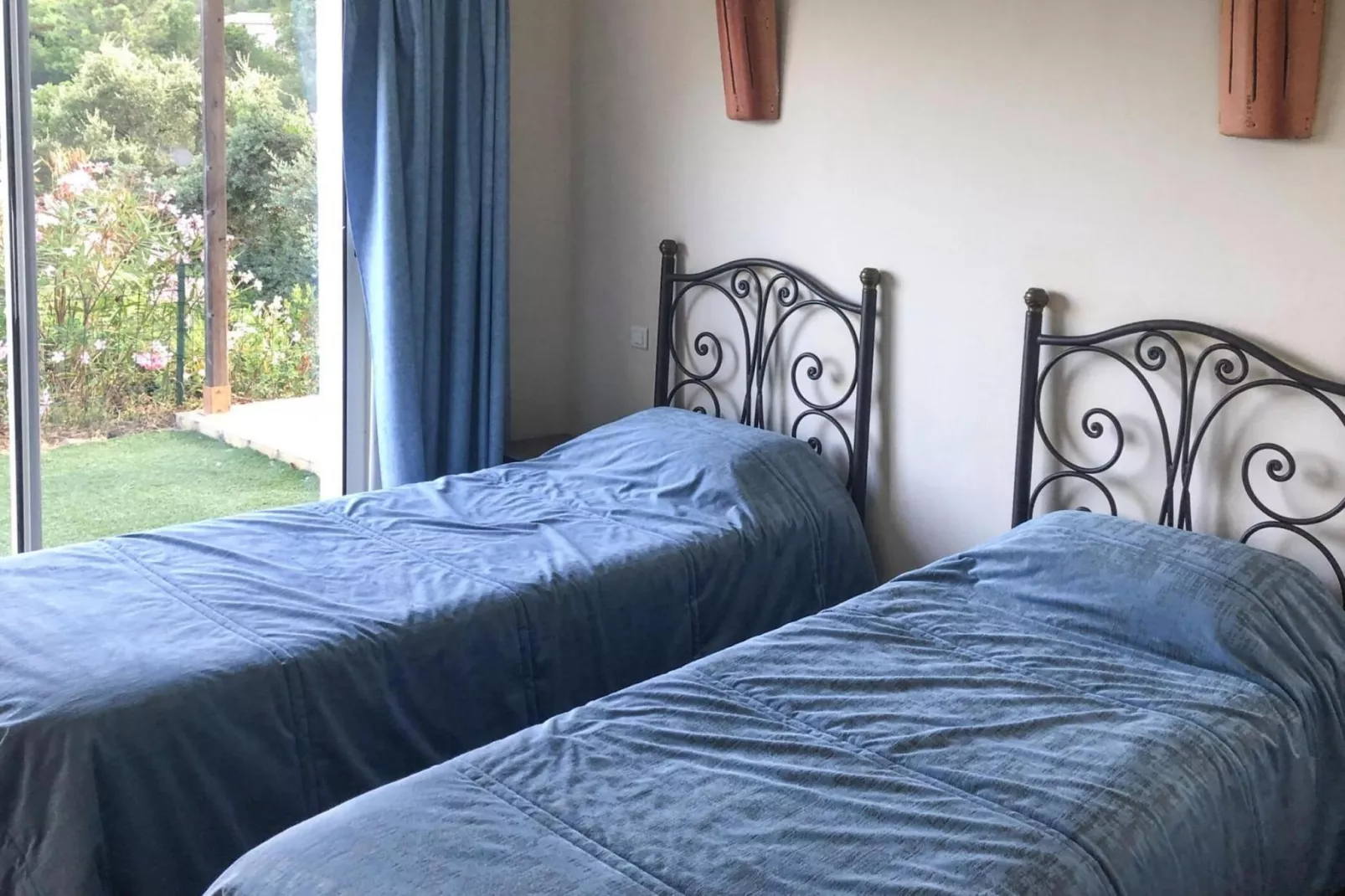 Residence Mare e Monte Solenzara // Villa Alba F3-Slaapkamer