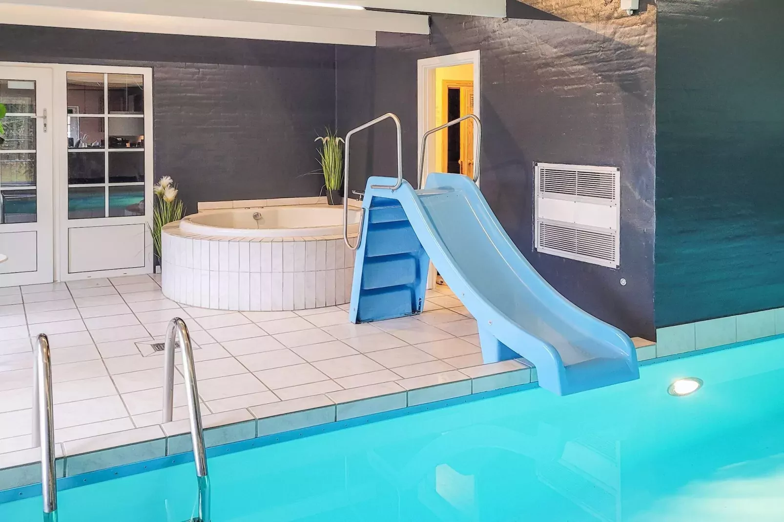 12 persoons vakantie huis in Ulfborg-Zwembad