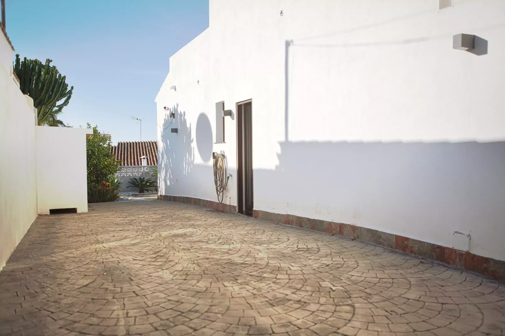 Modern Villa close to Costabella beach-Niet-getagd