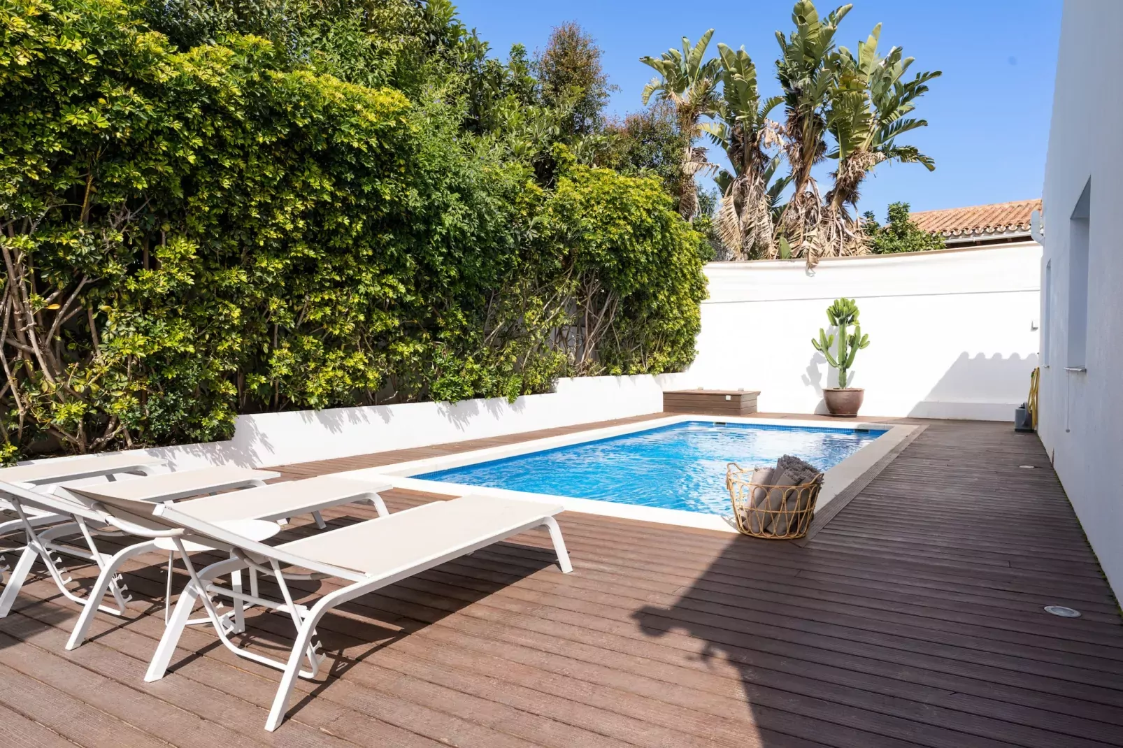 poolofhouse
