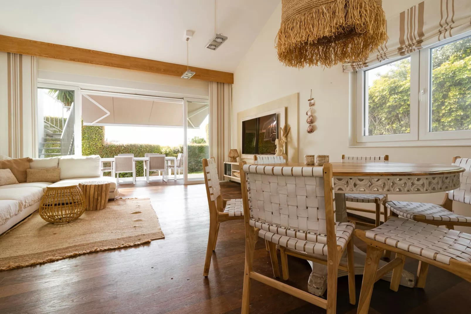 Villa Madrugada, beachside villa in Costabella