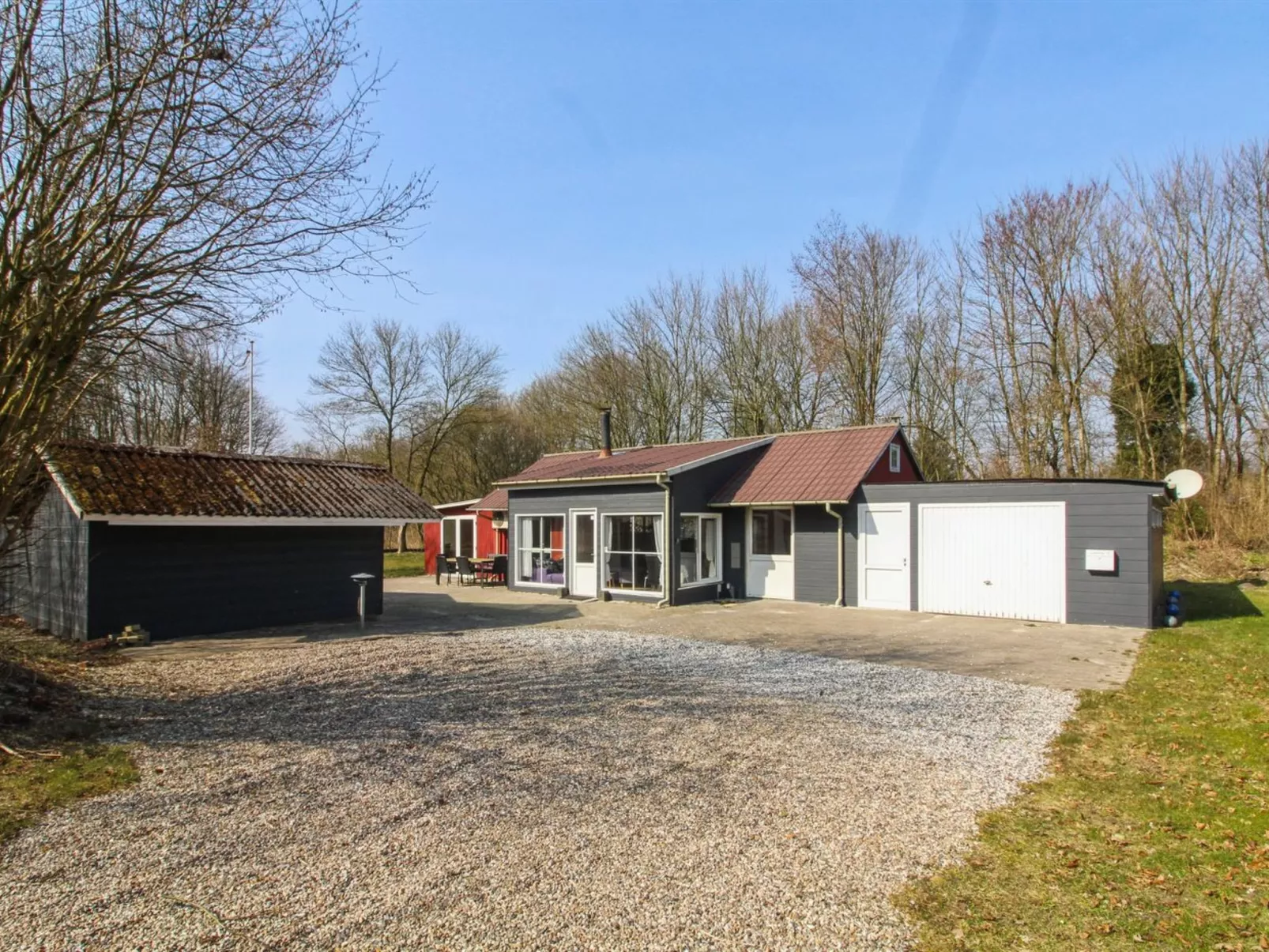 "Edy" - 25km from the sea-Buiten
