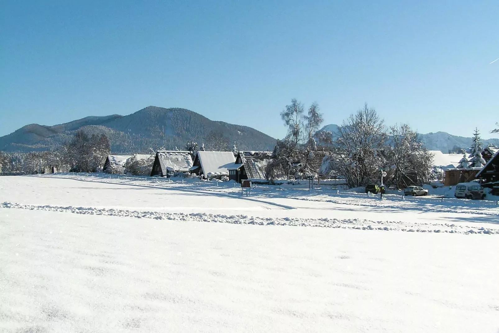 Holiday village Vorauf, Siegsdorf-Typ B, Ferienhaus Typ Oslo, 81 qm-Gebied winter 1km