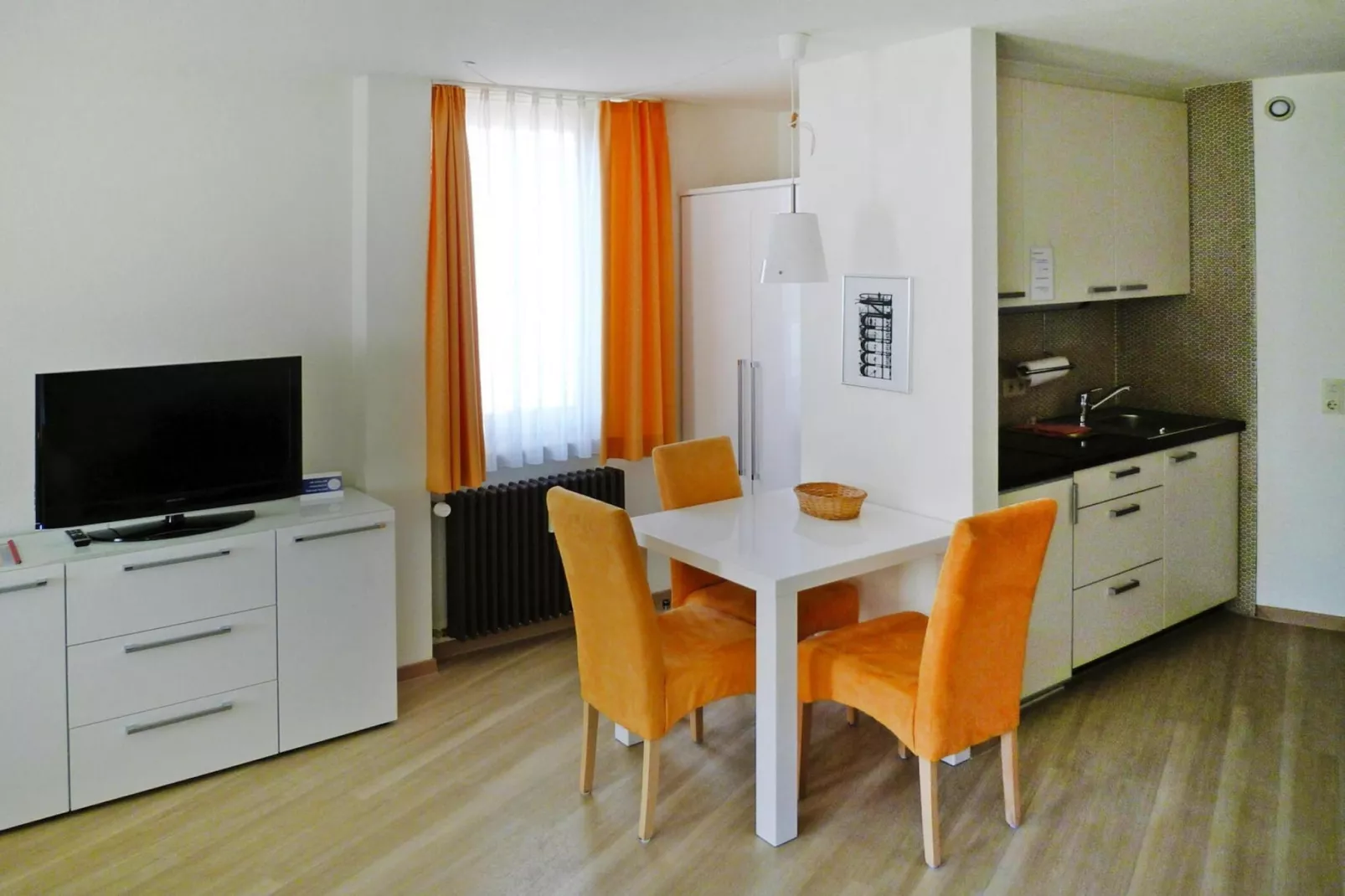 Studio / Typ A 1 40 qm-Eetkamer