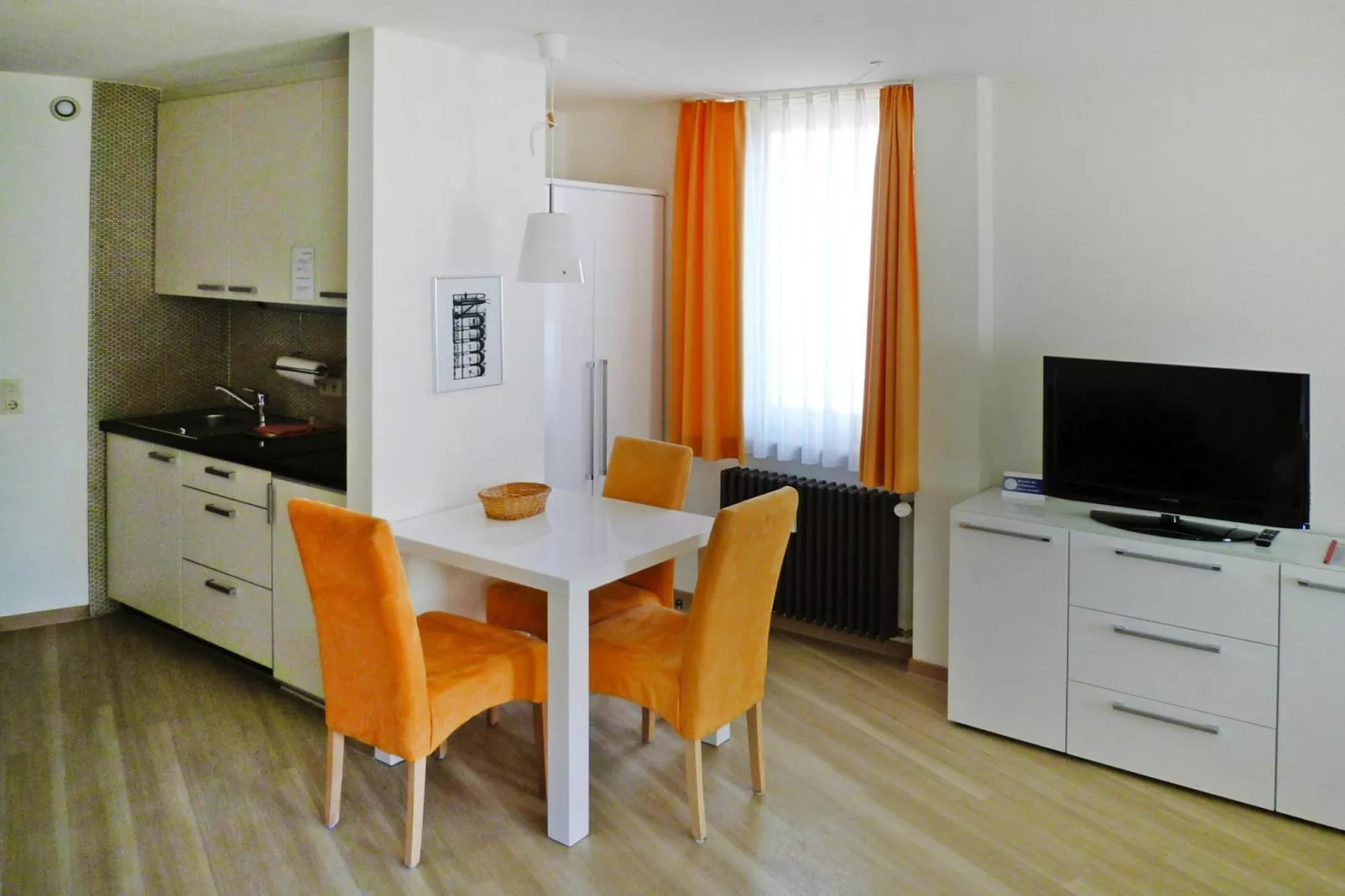 Studio / Typ A 1 40 qm-Eetkamer
