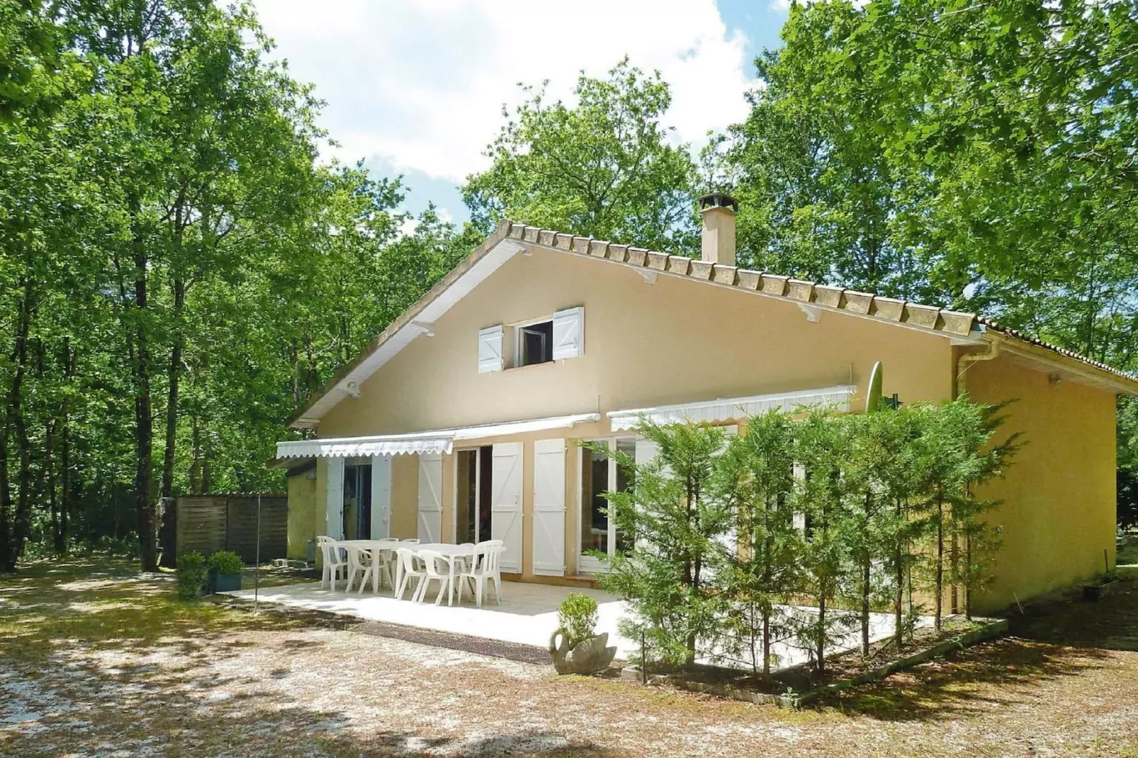 Holiday home Grayan-et-l'Hôpital
