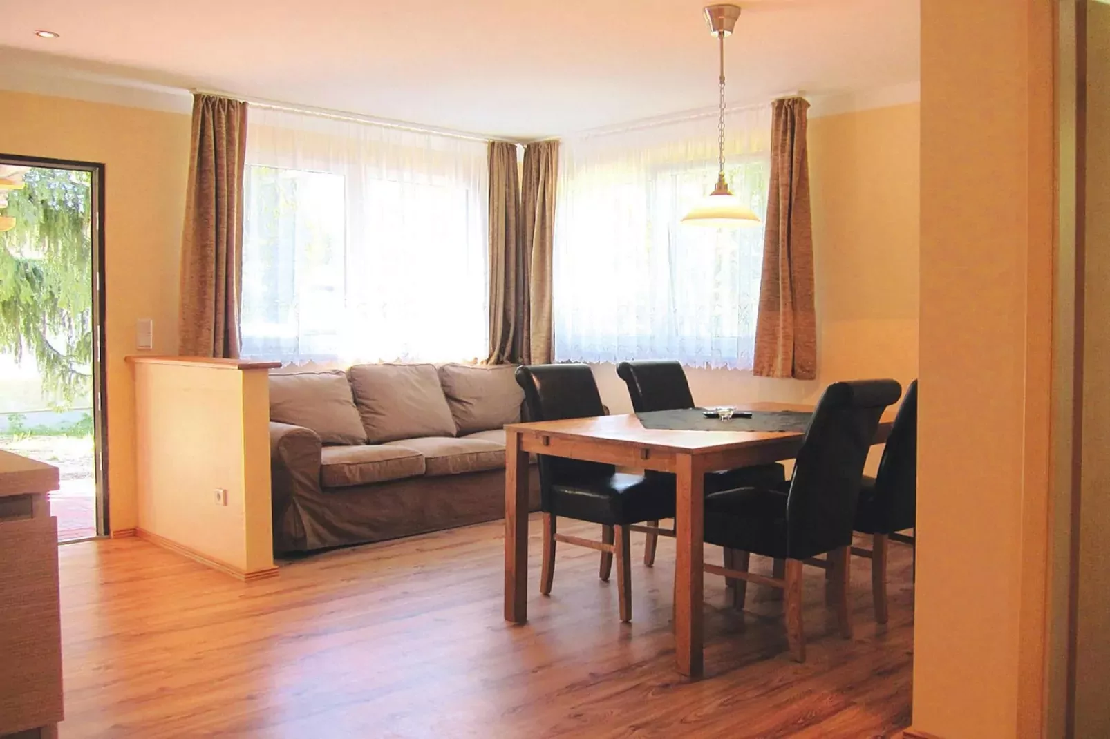 Bungalow deluxe 48 qm-Woonkamer