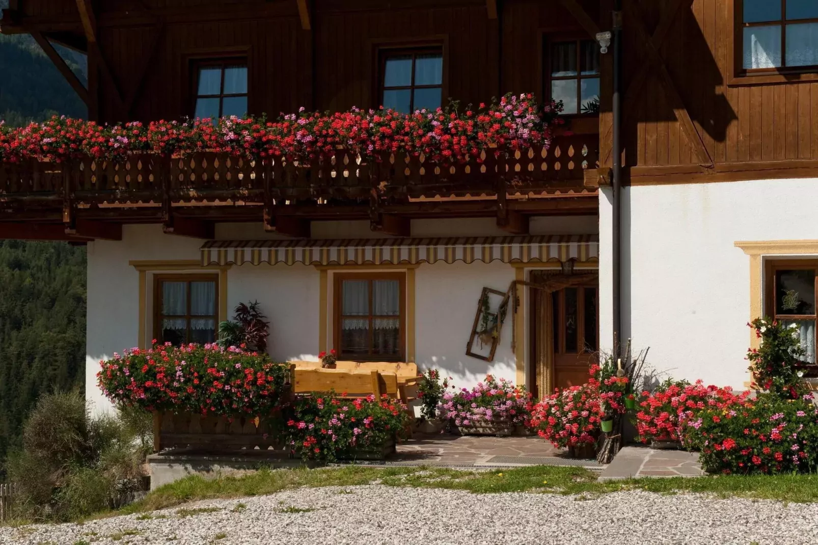 Niedermunthof Villnöß - Fermeda-Buitenkant zomer