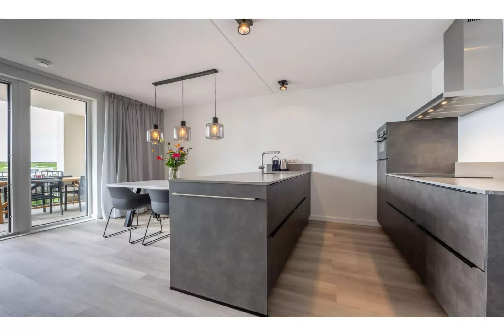 Harbour Loft 1E Résidence Marina havenzicht-Keuken