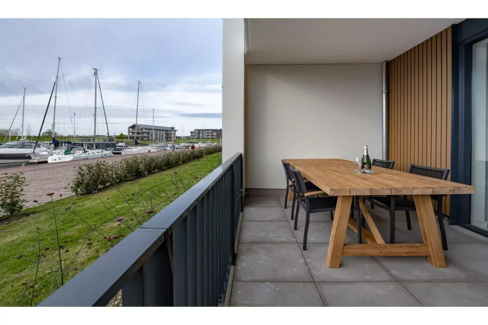 Harbour Loft 1E Résidence Marina havenzicht-Terrasbalkon