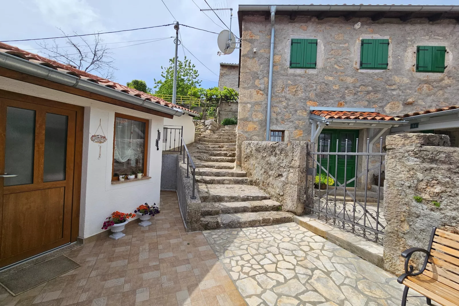 Holiday home Milica - Lovran Dobrec - ca 80 qm für 4 Pers-Buitenkant zomer