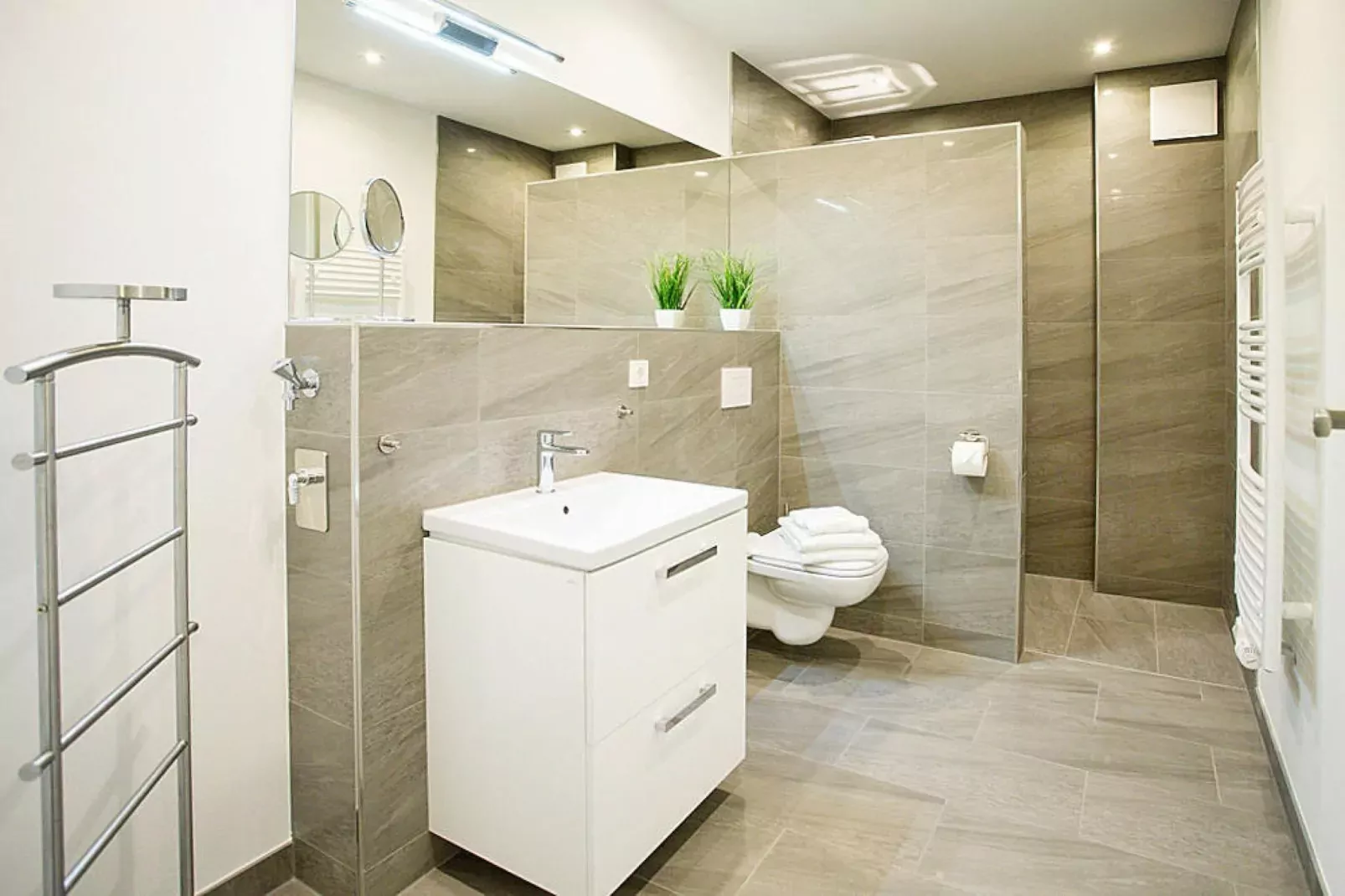 Apartment 75 qm mit Spreeblick-Badkamer
