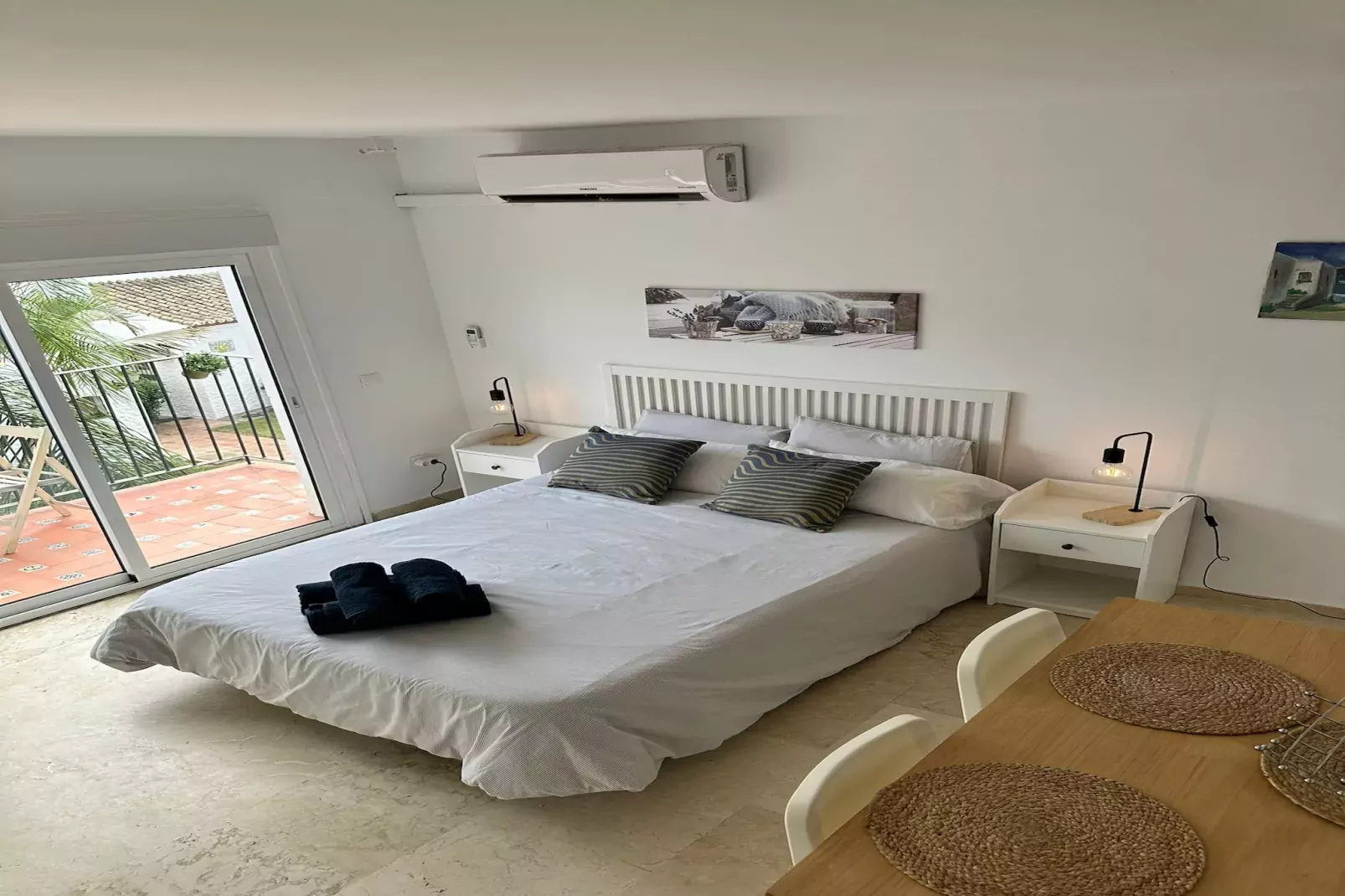 Benavista Studio - El Paraiso-Woonkamer