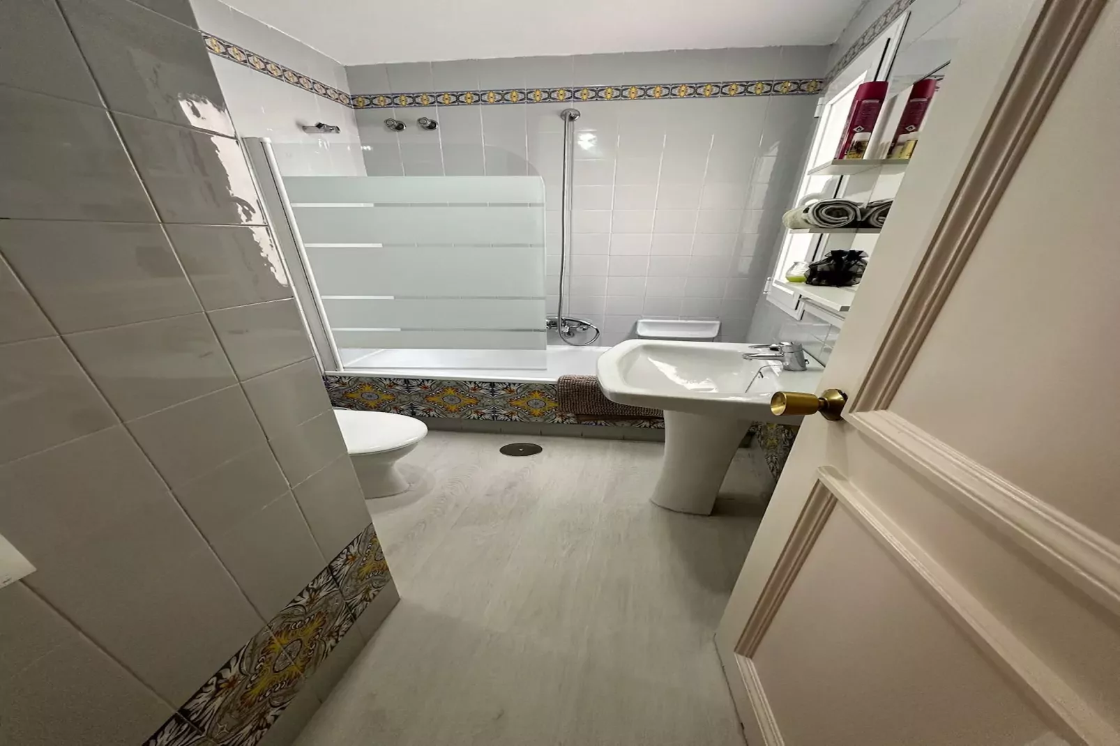 Benavista Studio - El Paraiso-Badkamer