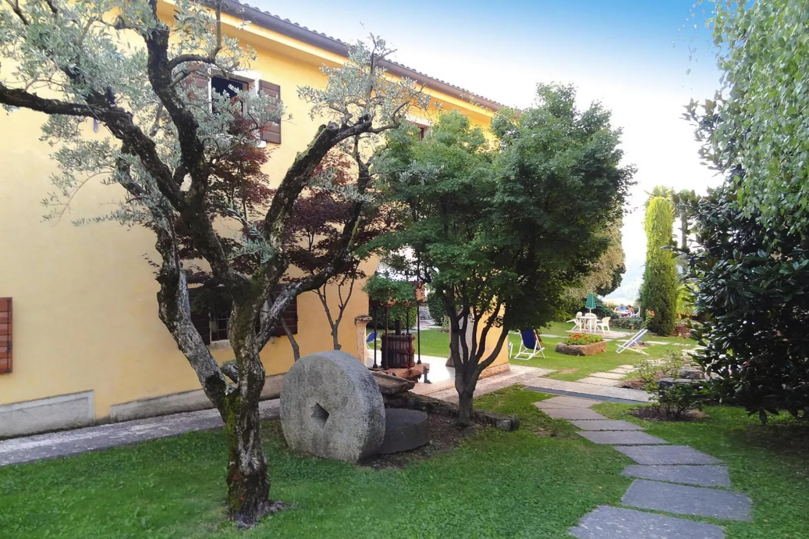 Residence La Filanda, Costermano-bilo comfort-Buitenkant zomer