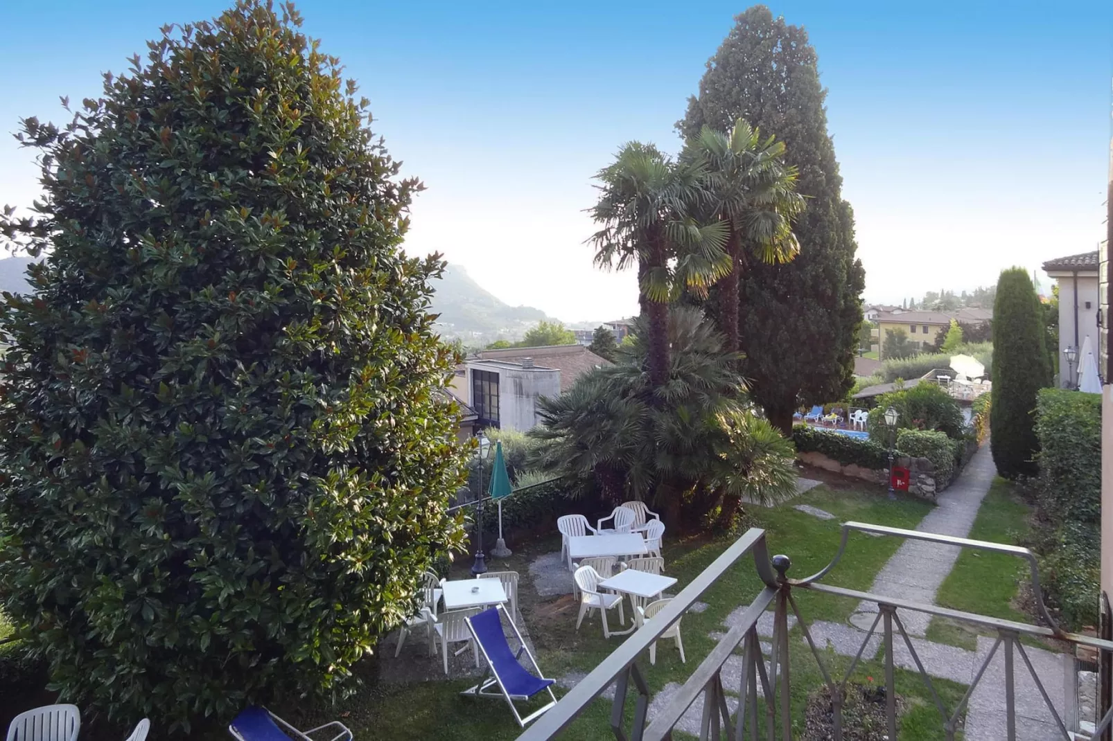 Residence La Filanda, Costermano-bilo comfort-Uitzicht zomer