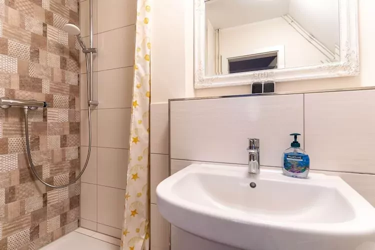 Ferienwohnung Anneliese-Badkamer