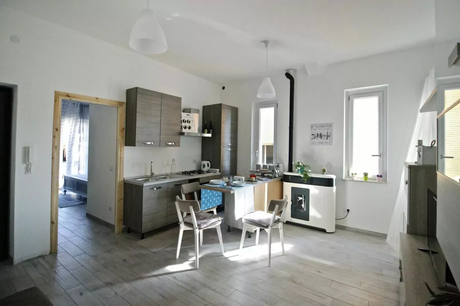 Holiday flat, Ladispoli-Casa Azzurra-Binnen