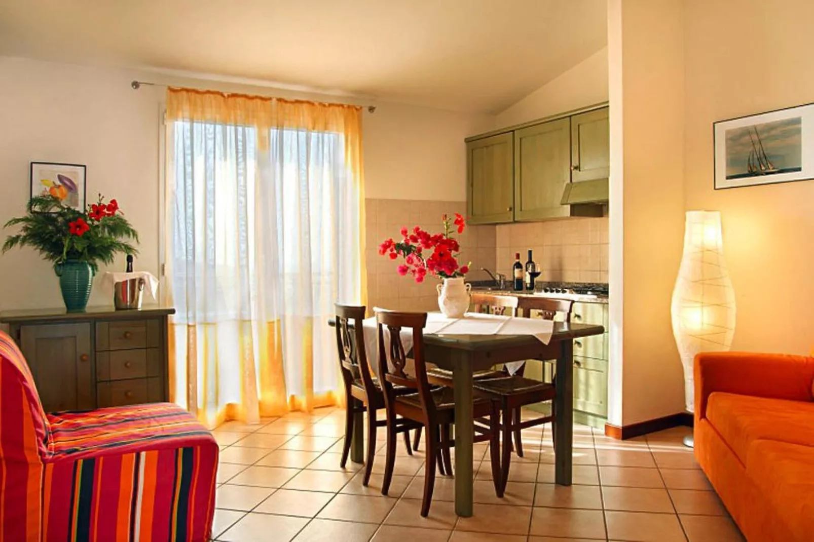 Ferienanlage Villa Giada Imperia - Type Twin Room Apt Orchidea B4-Eetkamer