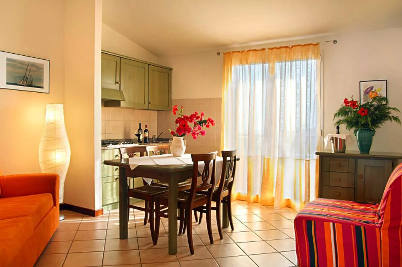 Ferienanlage Villa Giada Imperia - Type Twin Room Apt Orchidea B4-Eetkamer