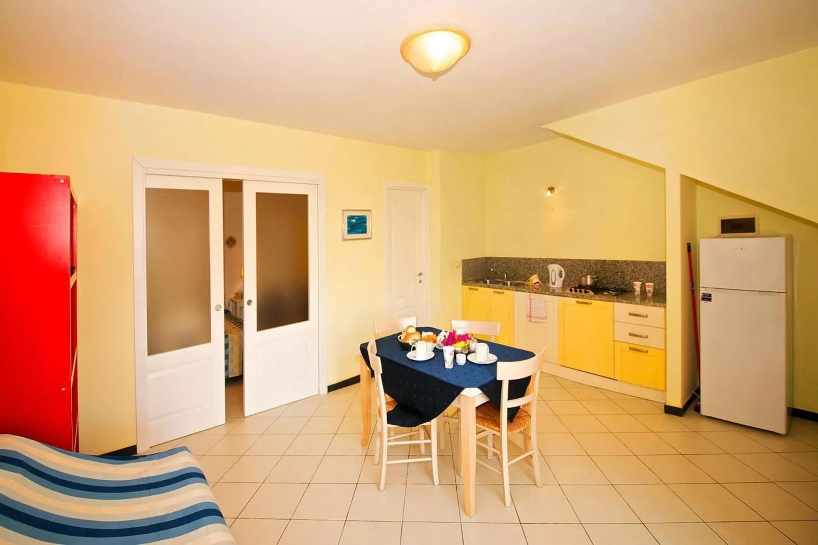Ferienanlage Villa Giada Imperia - Type Twin Room Apt Orchidea B4-Eetkamer