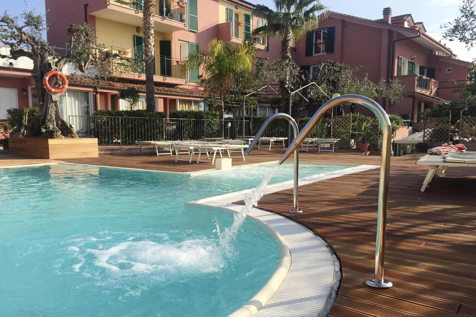 Ferienanlage Villa Giada Imperia - Type Twin Room Apt Orchidea B4-Zwembad