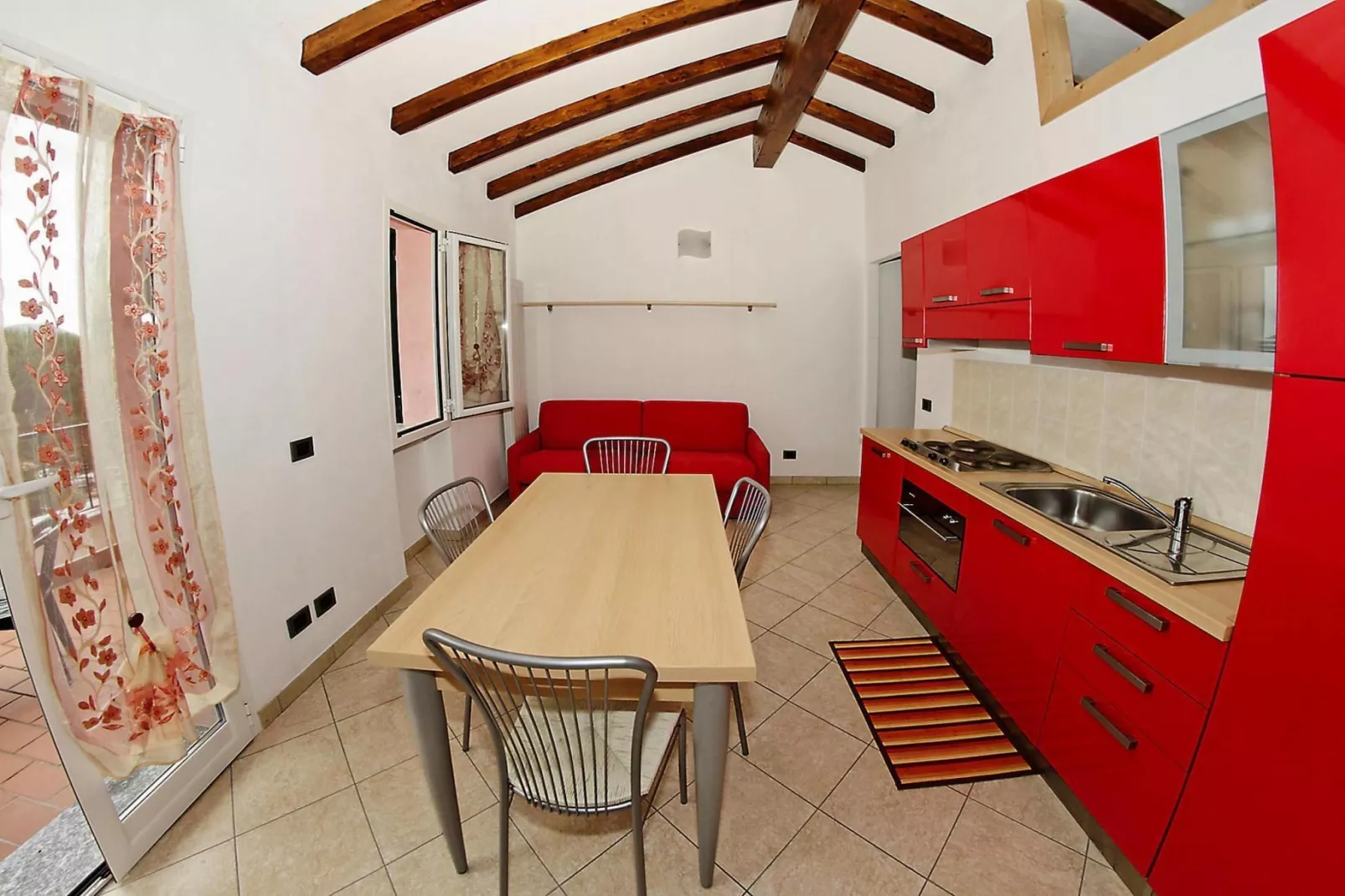 Agri-tourism Borgo Ameno Casanova Lerrone TR2 / C6-Eetkamer