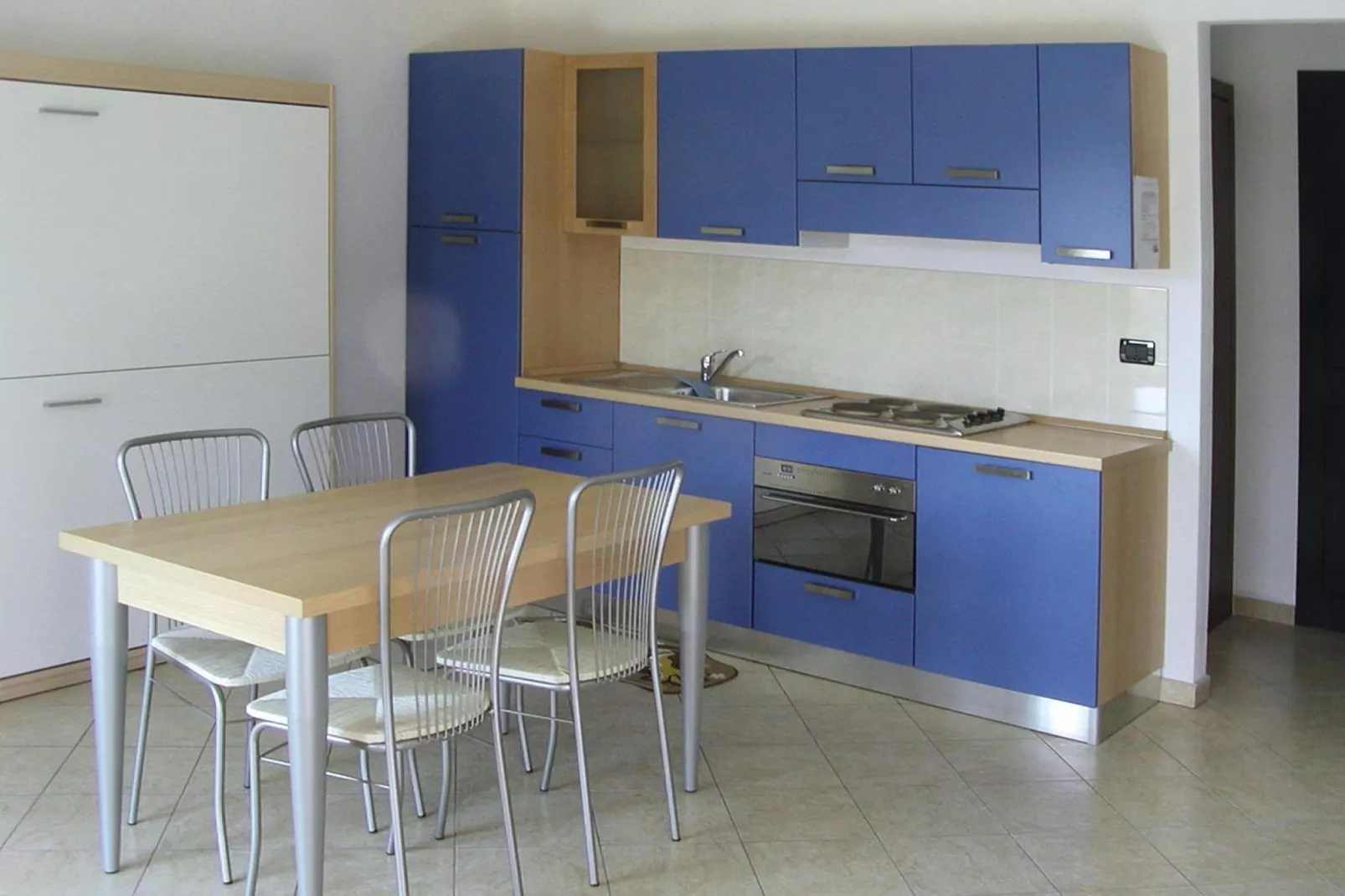 Agri-tourism Borgo Ameno Casanova Lerrone TR2 / C6-Eetkamer