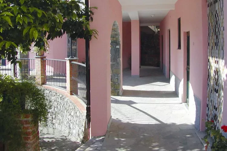 Agri-tourism Borgo Ameno Casanova Lerrone M4 / A4-Terrasbalkon