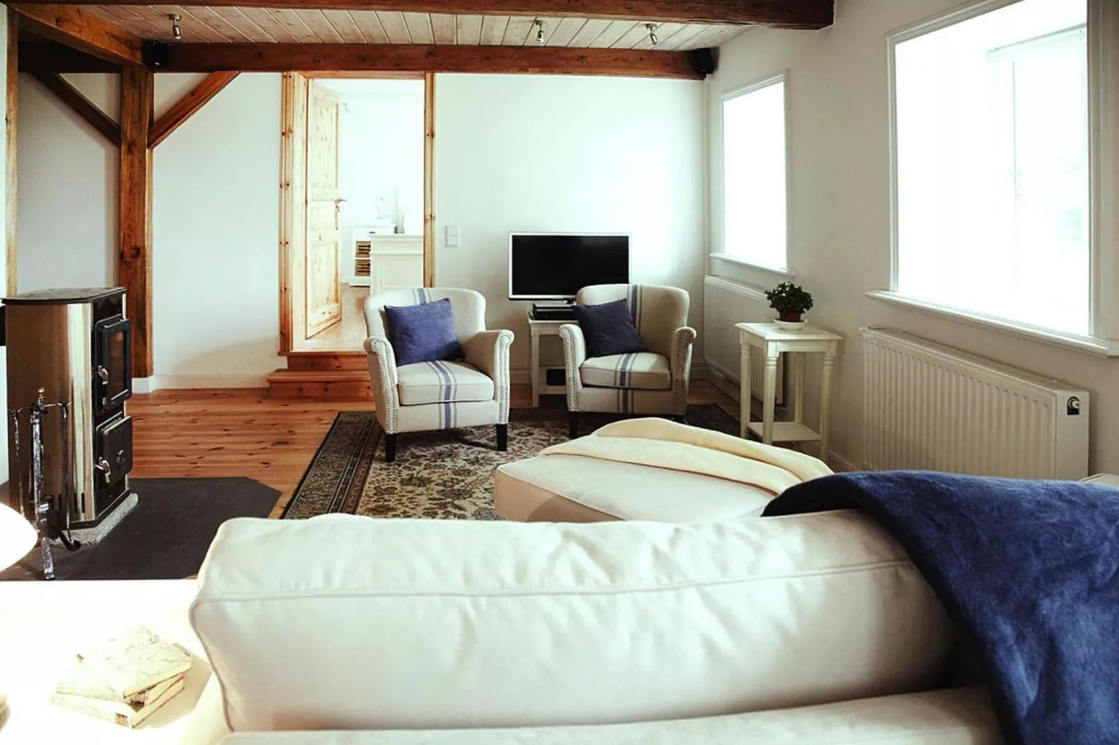 Wellness unter Reet Dagebüll-Woonkamer