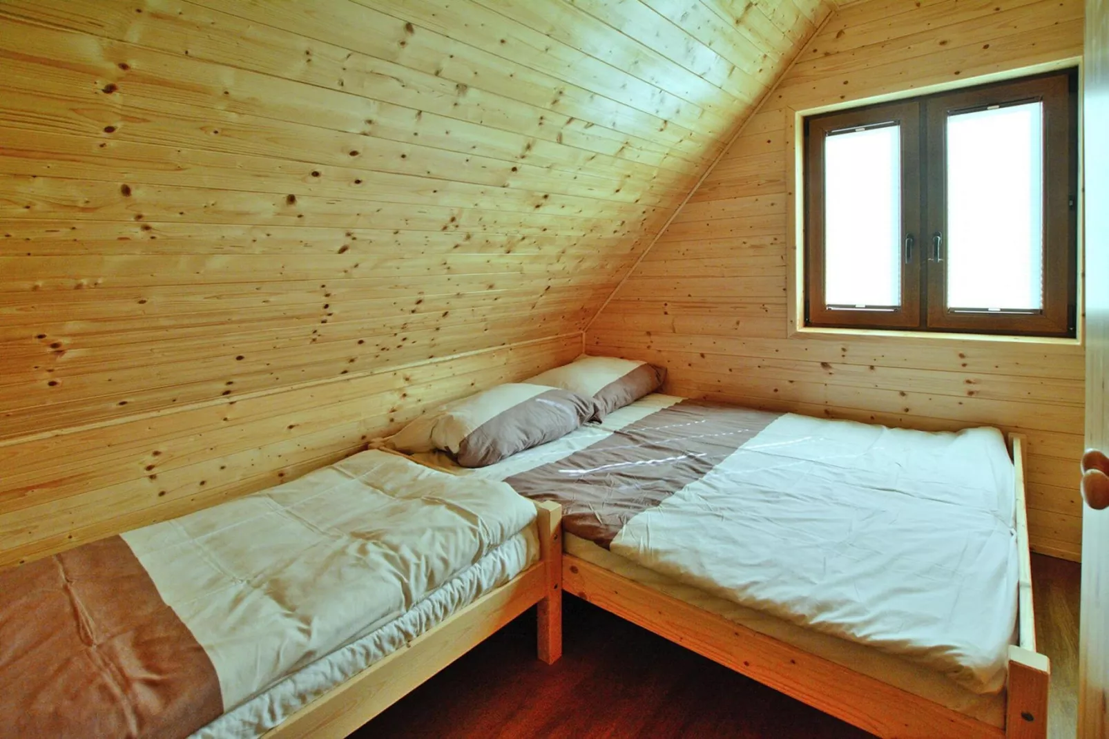 Domki wakacyjne dla 6 osób Sarbinowo-Slaapkamer