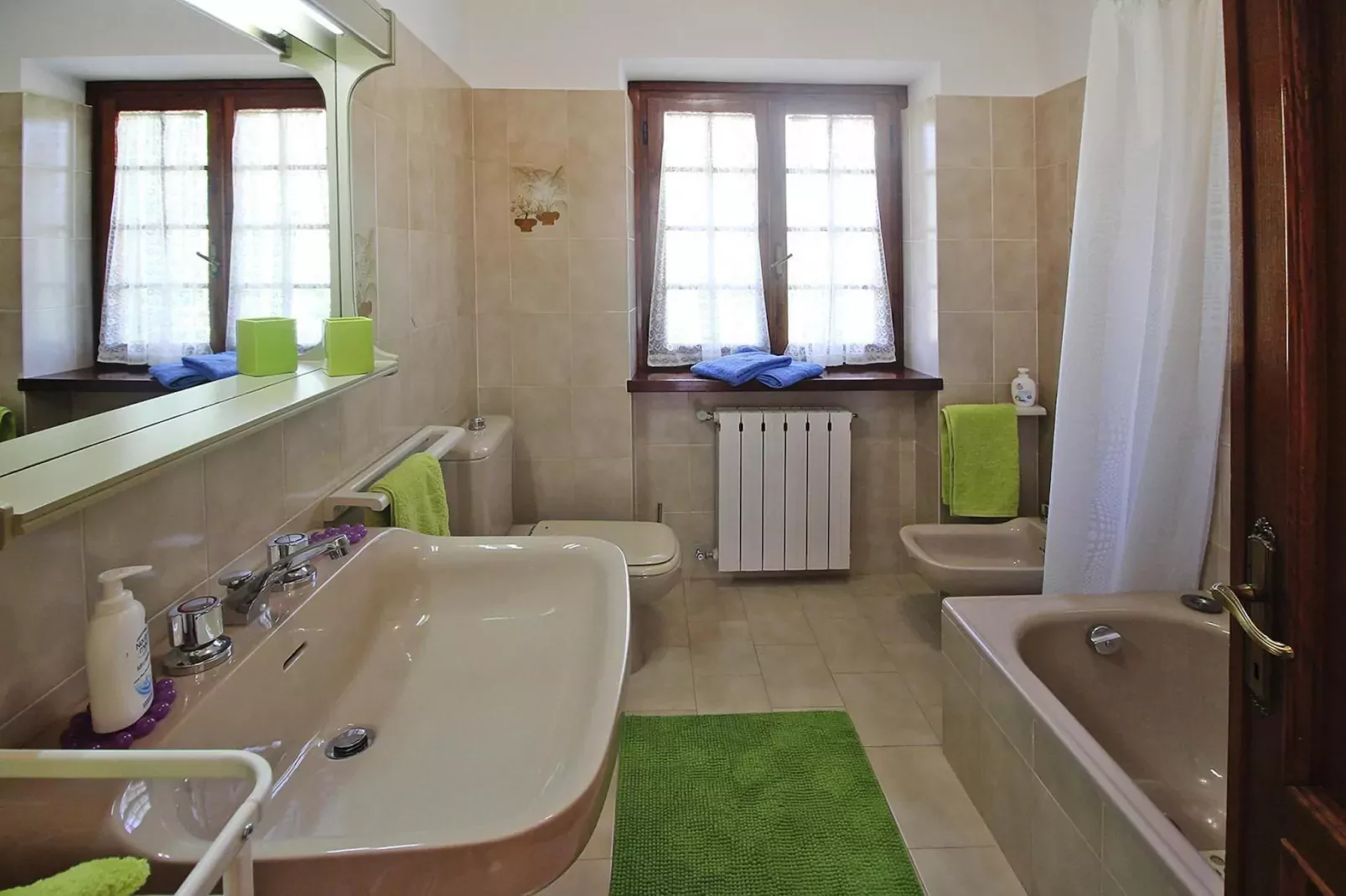 Holiday home Casa Vado, Camaiore--Badkamer