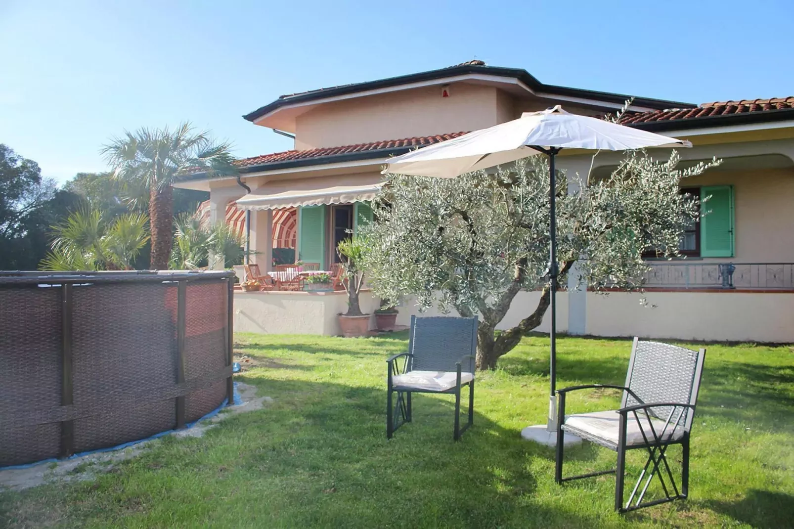 Holiday home Lea, Capezzano Pianore-Villa Lea-Tuinen zomer